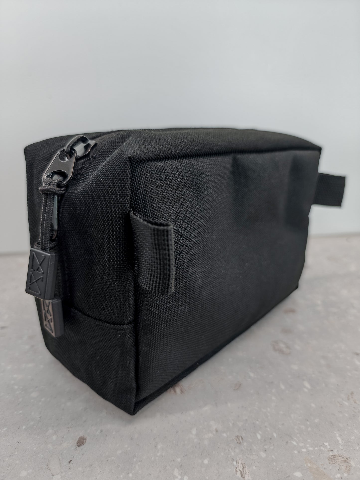 ALWS Sling Bag