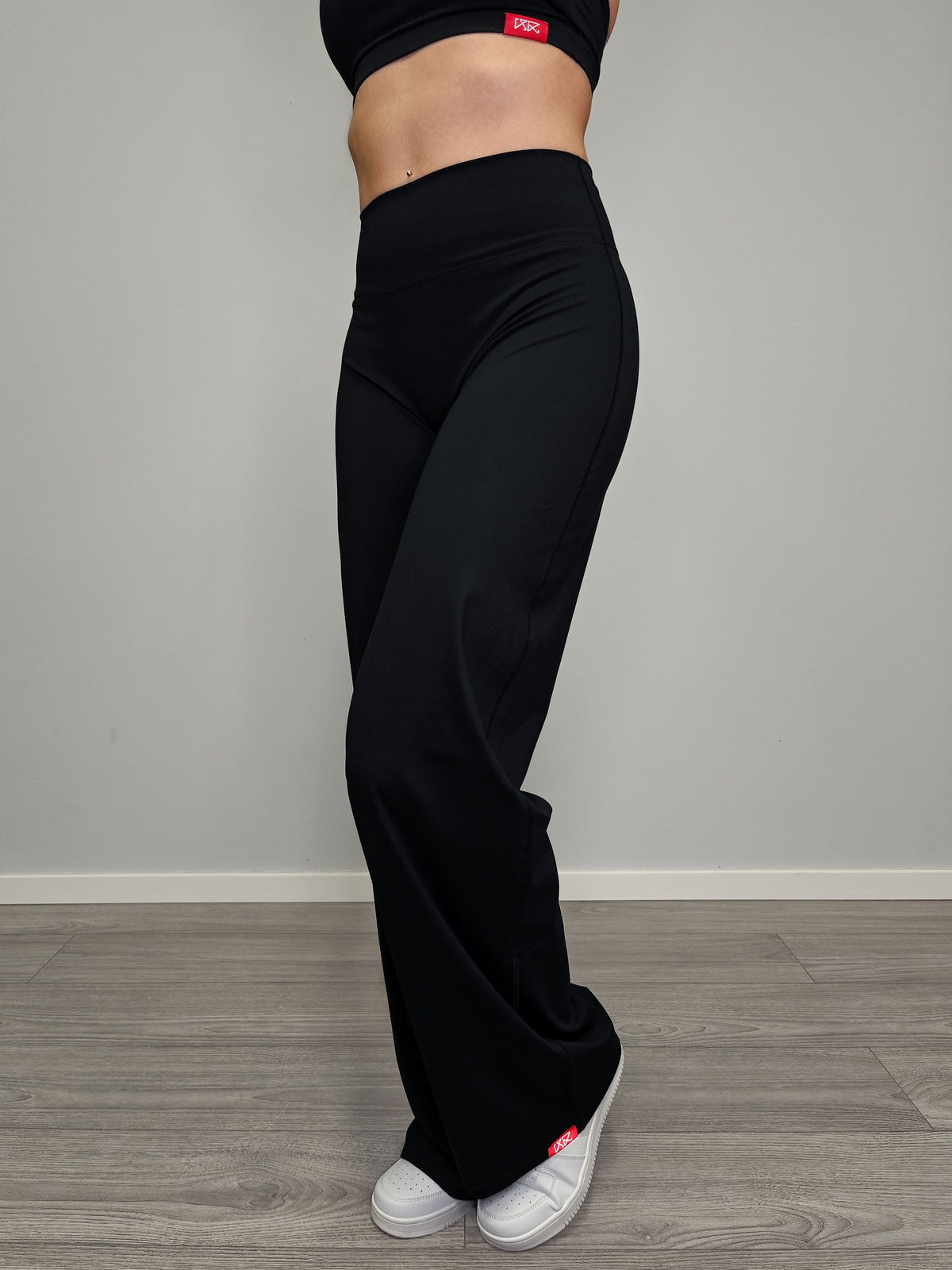 Nevai Elite Full Flare Leggings - Black