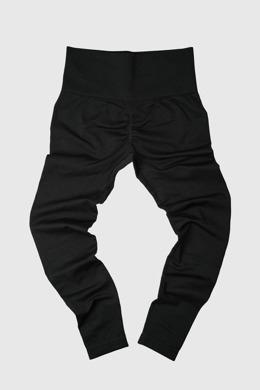 RÄÄKKI Essential Leggings - Black
