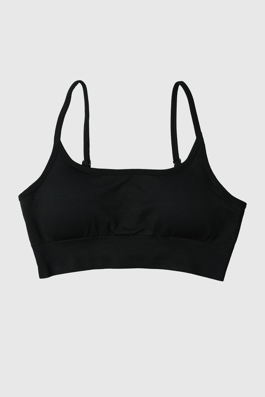 RÄÄKKI Essential Yoga Top - Black