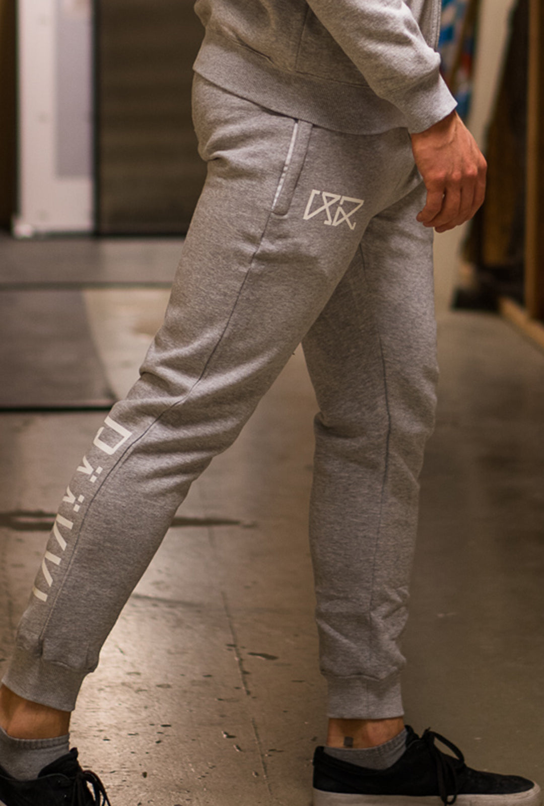 RÄÄKKI 187 Joggers - Stone Grey (Men)