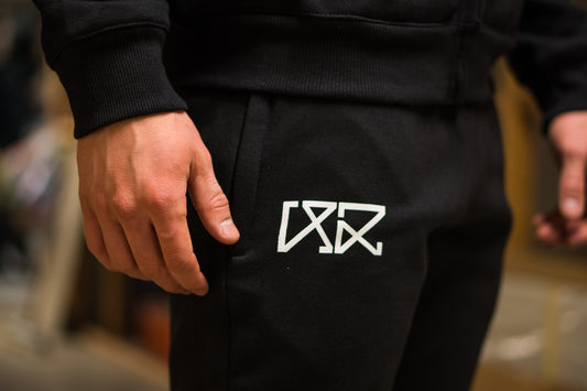 RÄÄKKI 187 Joggers - Black (Men)
